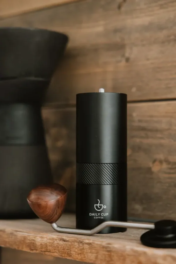Daily Grinder H40 ręczny młynek do kawy